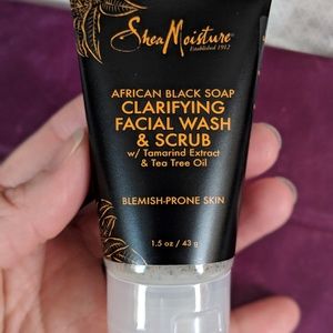 Shea Moisture - African Black Soap Facial Wash